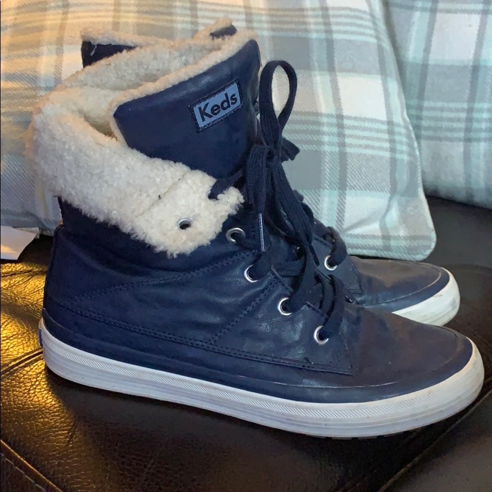 Keds Juliet Faux Fur lines boots.